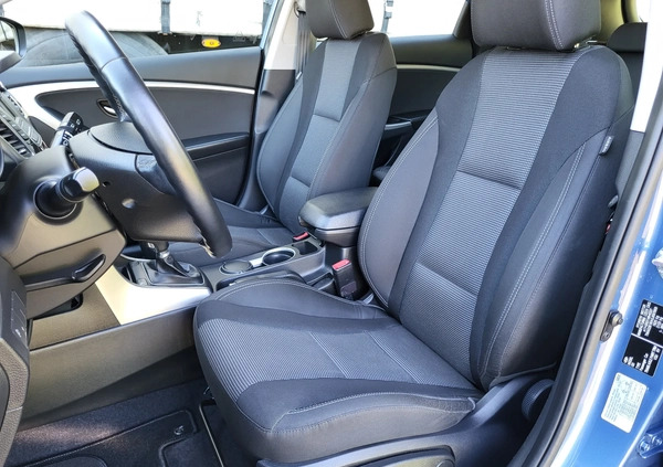 Hyundai I30 cena 39999 przebieg: 74338, rok produkcji 2015 z Drezdenko małe 781